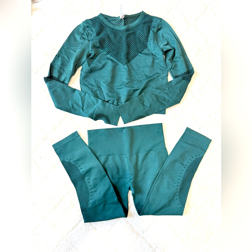 JoyLab Seamless Long Sleeve Crop Top + High Waist Leggings Set - Teal Green